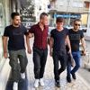 Annemizi arayacağız diye aldıkları telefonu çaldılar Annemizi arayacağız diye aldıkları telefonu çaldılar