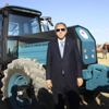 Başkan Erdoğan, yerli 'elektrikli traktör' ile deneme sürüşünü gerçekleştirdi Başkan Erdoğan, yerli 'elektrikli traktör' ile deneme sürüşünü gerçekleştirdi
