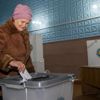 Moldova'da erken parlamento seçimi başladı