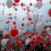 Şehitler için gökyüzünü balonlarla donattılar! Şehitler için gökyüzünü balonlarla donattılar!