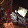 İzmir'de 3 katlı bina çöktü İzmir'de 3 katlı bina çöktü