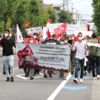 Japonya’da FETÖ’ye ait okulun önünde protesto Japonya’da FETÖ’ye ait okulun önünde protesto