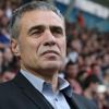 Ersun Yanal'dan sürpriz imza