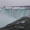 Niagara Şelalesi'nden düştü!