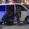 Taksim'de şüpheli çanta paniği Taksim'de şüpheli çanta paniği