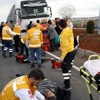 Tır otomobili biçti: 4 ölü Tır otomobili biçti: 4 ölü