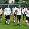 Beşiktaş'ta Negredo takımdan ayrı çalıştı Beşiktaş'ta Negredo takımdan ayrı çalıştı