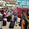 Turistler Yunanistan'da kredi kartı kullanamayacak
