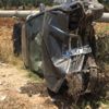 Otomobil elektrik direğine çarptı: 3 yaralı Otomobil elektrik direğine çarptı: 3 yaralı