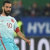Arda Turan'dan Gökhan Gönül'e destek