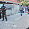 Mersin'de şafak vakti DHKP-C operasyonu; 39 gözaltı Mersin'de şafak vakti DHKP-C operasyonu; 39 gözaltı