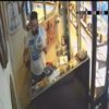 Poşet dolusu altını lavabo ihtiyacı kurtardı Poşet dolusu altını lavabo ihtiyacı kurtardı