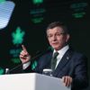 ﻿Davutoğlu’ndan iktidara zehir zemberek eleştiri