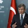 Davutoğlu, hazırladıkları "Temiz Siyaset Belgesi"ni tanıttı Davutoğlu, hazırladıkları "Temiz Siyaset Belgesi"ni tanıttı