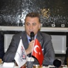 Orman taraftarla yemekte Orman taraftarla yemekte