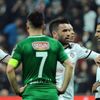 Medel'in Quaresma'ya attığı tokat ülkesinde manşetlere taşındı Medel'in Quaresma'ya attığı tokat ülkesinde manşetlere taşındı