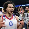 Shane Larkin, Anadolu Efes te kaldı Shane Larkin, Anadolu Efes te kaldı
