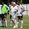 Altay’da Mustafa Denizli sahaya indi Altay’da Mustafa Denizli sahaya indi
