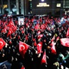 Demokrasi Nöbeti devam ediyor