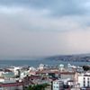 Bulutlarla kararan gökyüzü şimşeklerle aydınlandı