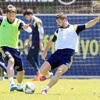 Emre var, Emenike yok Emre var, Emenike yok