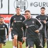 Beşiktaş'ın işi zor ama Sergen Yalçın pes etmeye niyetli değil Beşiktaş'ın işi zor ama Sergen Yalçın pes etmeye niyetli değil