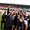 Suriyeli gençler, eski ünlü futbolcularla gösteri ... Suriyeli gençler, eski ünlü futbolcularla gösteri ...