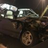TIR'a çarpan otomobilin tavanı uçtu: 4 yaralı