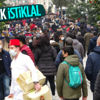 İstiklal Caddesi’nde tedirgin eden yoğunluk İstiklal Caddesi’nde tedirgin eden yoğunluk