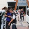 Çaldıkları otomobili sahibine satmaya çalıştılar! Çaldıkları otomobili sahibine satmaya çalıştılar!