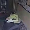 Okul müdürünü öldüresiye dövdü ! Okul müdürünü öldüresiye dövdü !