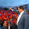 Davutoğlu: Ergen siyaseti yapıyorlar! Davutoğlu: Ergen siyaseti yapıyorlar!
