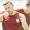 Podolski’den Burak’a sert tepki