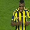 Fenerbahçe Beşiktaş derbisinde 'Emenike' tepkisi Fenerbahçe Beşiktaş derbisinde 'Emenike' tepkisi
