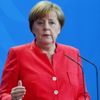 Merkel: Kendisi ile ilgilenen Amerika hiç bir zaman büyük olmayacaktır Merkel: Kendisi ile ilgilenen Amerika hiç bir zaman büyük olmayacaktır
