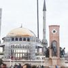 Taksim Camisi'nin minare külahı yerleştirildi Taksim Camisi'nin minare külahı yerleştirildi