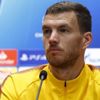 Fenerbahçe'de hedef 'yeniden' Edin Dzeko Fenerbahçe'de hedef 'yeniden' Edin Dzeko