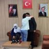 Mardin’de teslim olan kadın terörist ailesi ile buluşturuldu Mardin’de teslim olan kadın terörist ailesi ile buluşturuldu