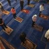 Cemaat namazda imamın arkasında nasıl durmalı? Cemaat namazda imamın arkasında nasıl durmalı?