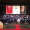 Dokuz Eylül Üniversitesi mezuniyet töreninde büyük protesto! Sırtlarını döndüler
