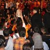 Galatasaraylı ve Beşiktaşlı taraftarlar arasında arbede Galatasaraylı ve Beşiktaşlı taraftarlar arasında arbede