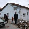 Depremin merkez üssü Tiyenli'de 70 hasarlı ev tespit edildi Depremin merkez üssü Tiyenli'de 70 hasarlı ev tespit edildi