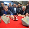 Kocaoğlu'ndan Çiğli'ye Haftasonu Sürprizi Kocaoğlu'ndan Çiğli'ye Haftasonu Sürprizi
