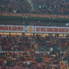 G.Saray taraftarından Melo'ya... G.Saray taraftarından Melo'ya...
