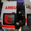 Cam silen genç kız yere çakıldı Cam silen genç kız yere çakıldı