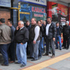 Gece yarısı kuyruğa girdiler Gece yarısı kuyruğa girdiler