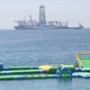 Antalya Körfezi'ne demirleyen sondaj gemisi Yavuz ilgi odağı oldu