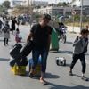 Moria'da sığınmacıların büyük bölümü kampa yerleştirildi Moria'da sığınmacıların büyük bölümü kampa yerleştirildi