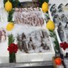 Sahtekarlar balıklara tartıda ağır gelsin diye olta kurşunu ve küçük balık yutturuyor Sahtekarlar balıklara tartıda ağır gelsin diye olta kurşunu ve küçük balık yutturuyor
