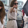 Emma Watson’ın koruması şemsiyeyle gazetecilere saldırdı Emma Watson’ın koruması şemsiyeyle gazetecilere saldırdı